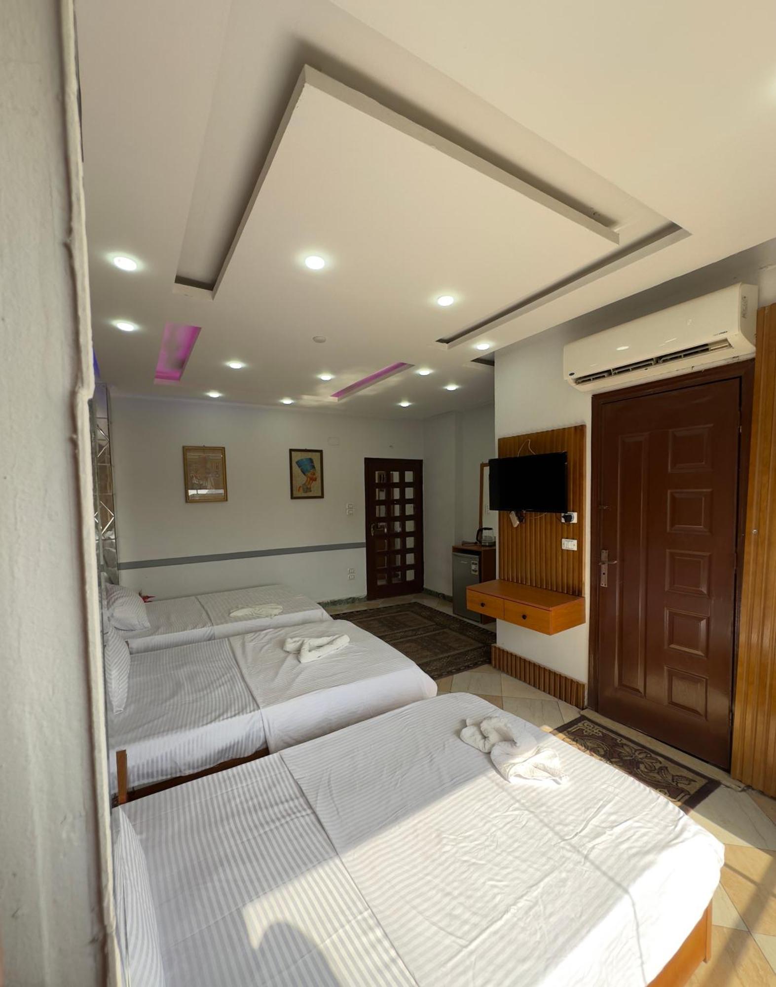 Pyramids Family Inn Kafret el-Gabal Esterno foto